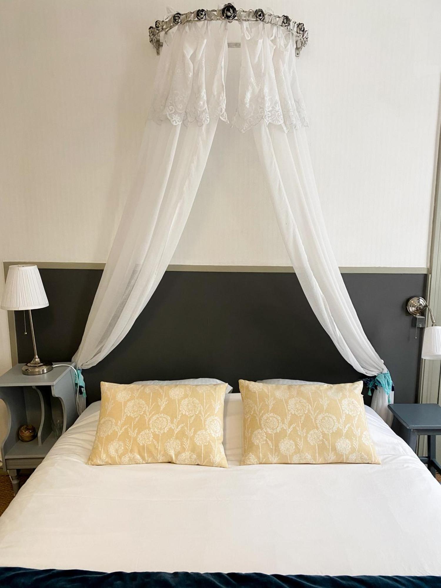 Chambres D'Hotes La Villa Alienor Лез Андели Екстериор снимка
