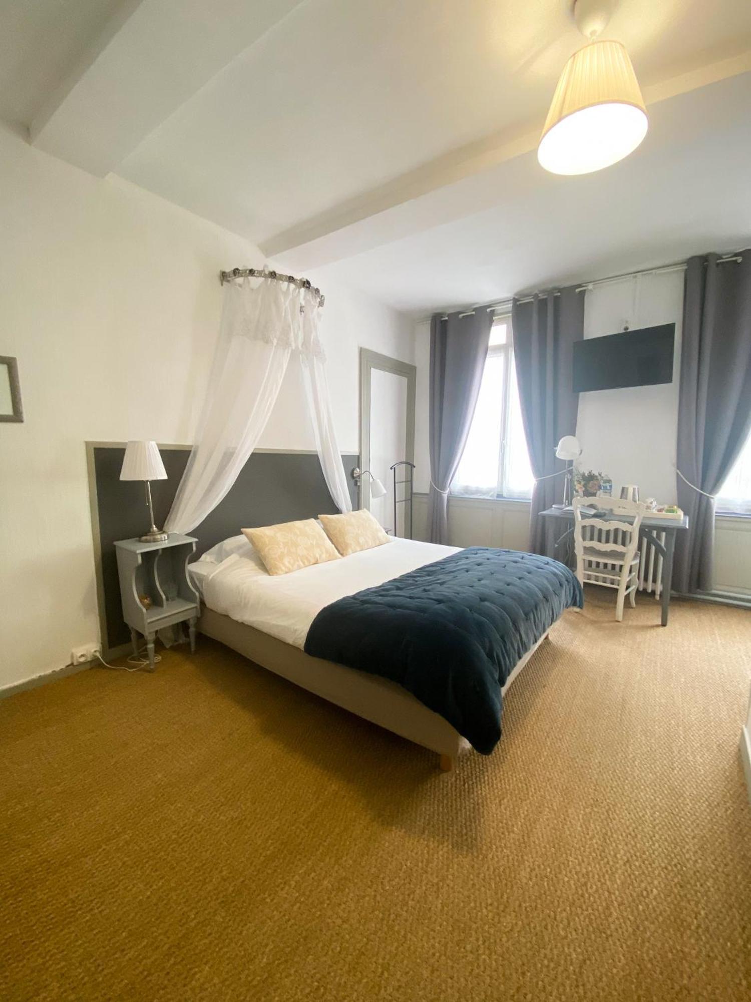 Chambres D'Hotes La Villa Alienor Лез Андели Екстериор снимка