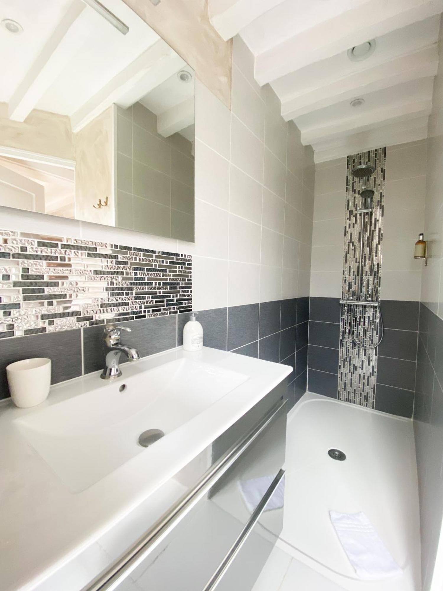 Chambres D'Hotes La Villa Alienor Лез Андели Екстериор снимка