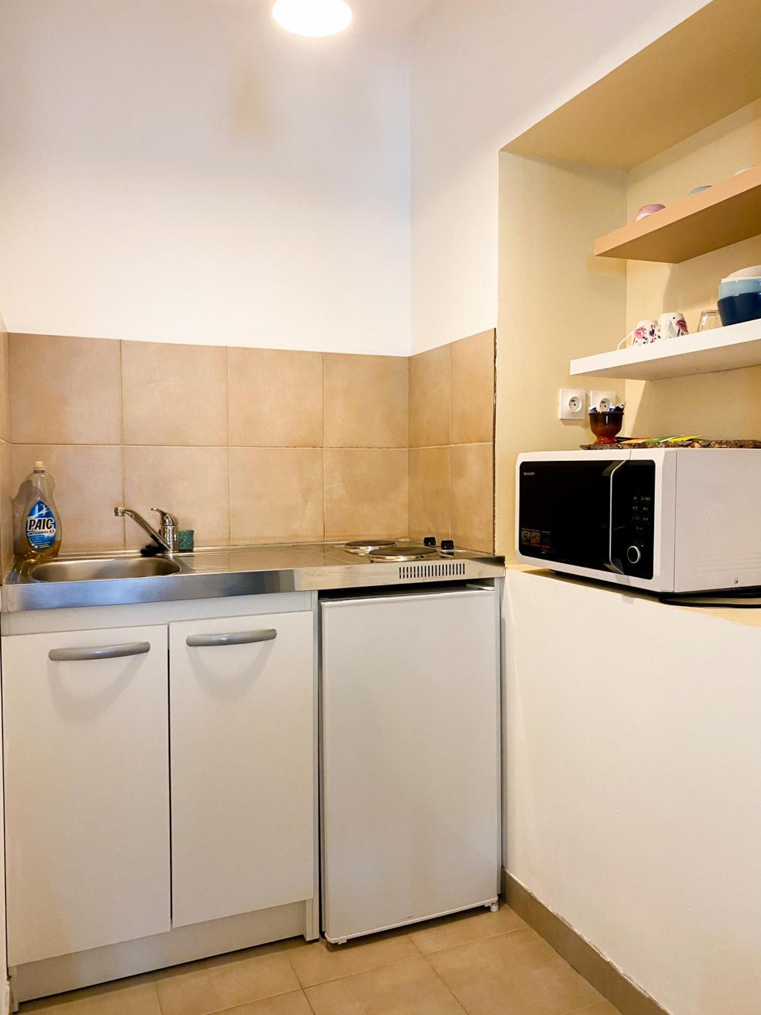 Chambres D'Hotes La Villa Alienor Лез Андели Екстериор снимка