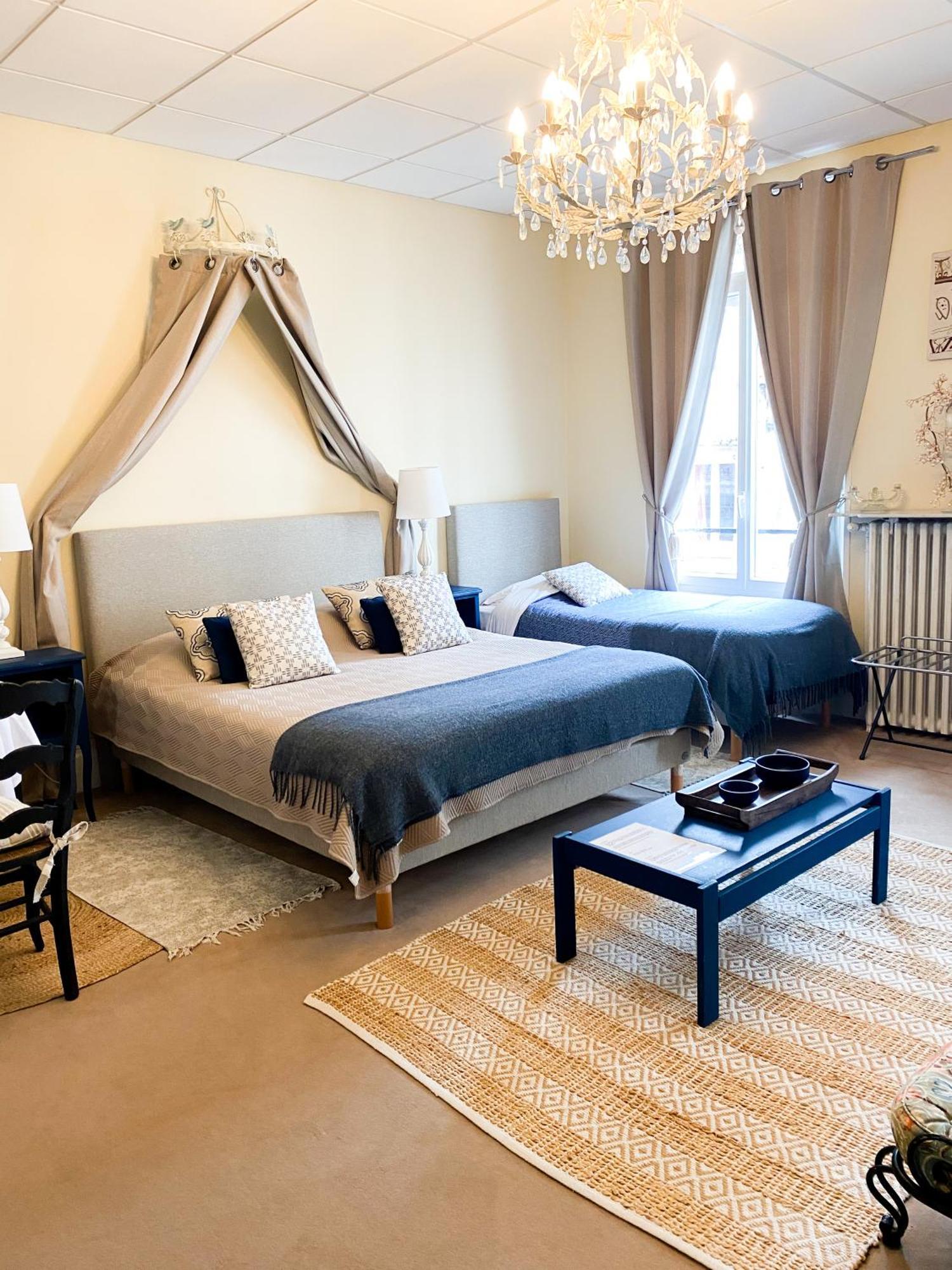 Chambres D'Hotes La Villa Alienor Лез Андели Екстериор снимка