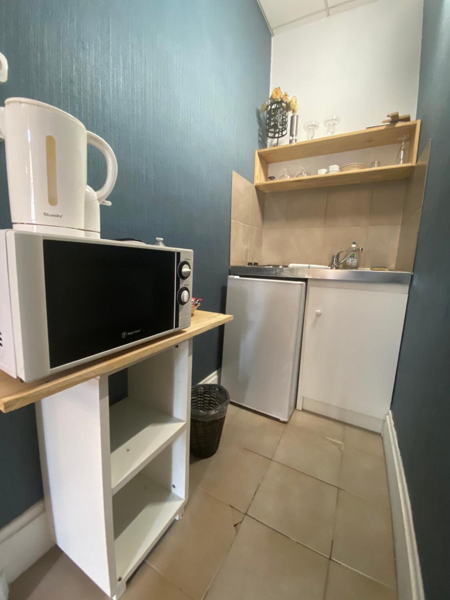 Chambres D'Hotes La Villa Alienor Лез Андели Екстериор снимка