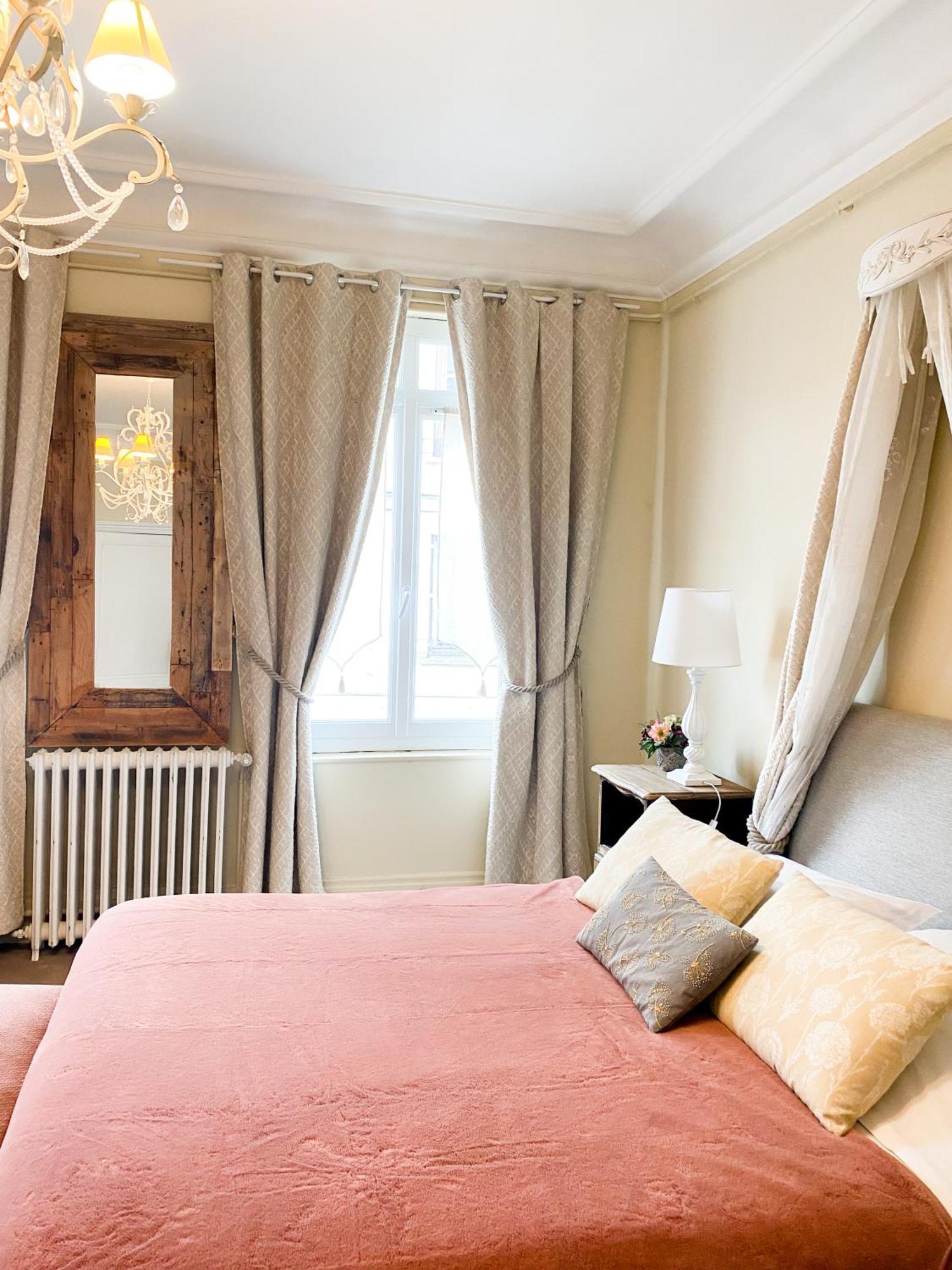 Chambres D'Hotes La Villa Alienor Лез Андели Екстериор снимка