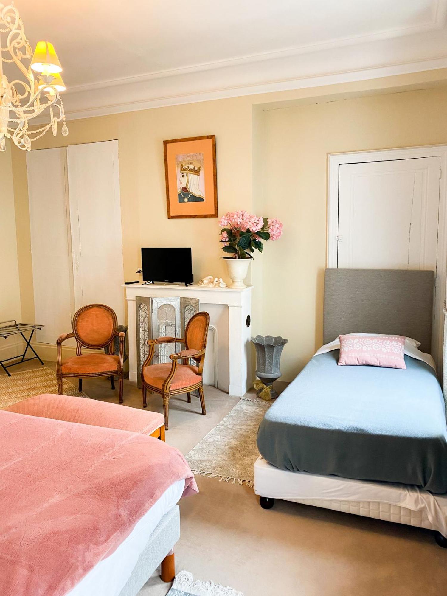 Chambres D'Hotes La Villa Alienor Лез Андели Екстериор снимка