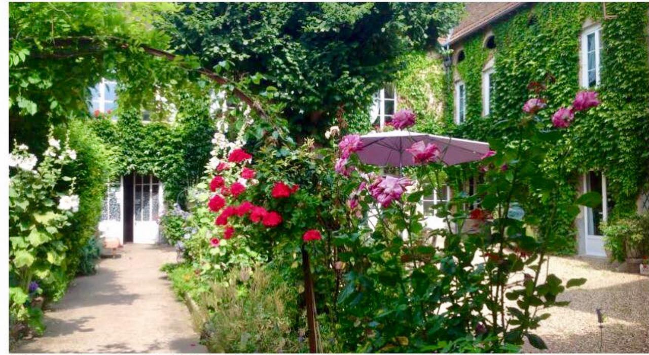 Chambres D'Hotes La Villa Alienor Лез Андели Екстериор снимка